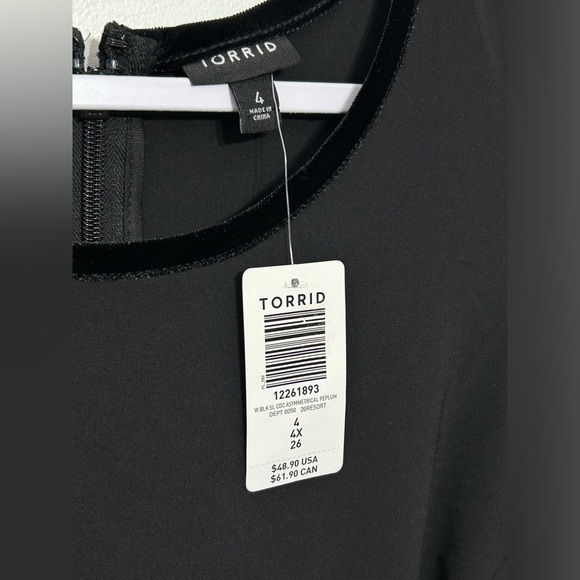 New! Torrid Velvet and Crepe Trim Asymmetrical Peplum Blouse Size 4X - Picture 5 of 9